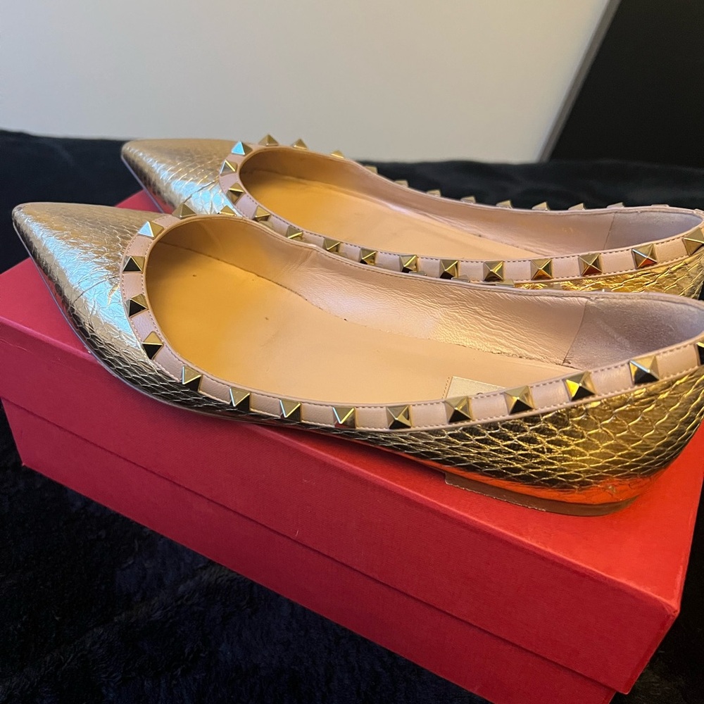 Gold Studded Valentino Flats